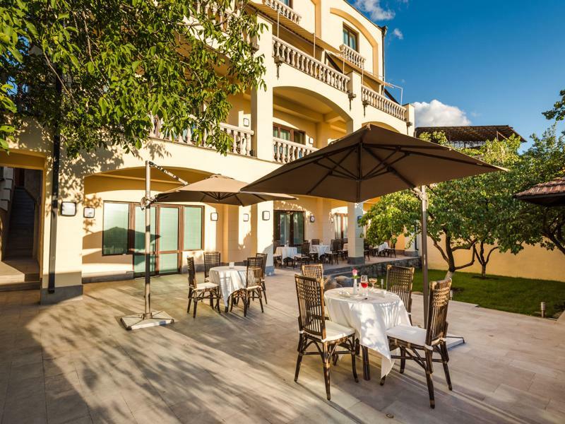 Areve Residence Boutique Hotel Yerevan Ngoại thất bức ảnh